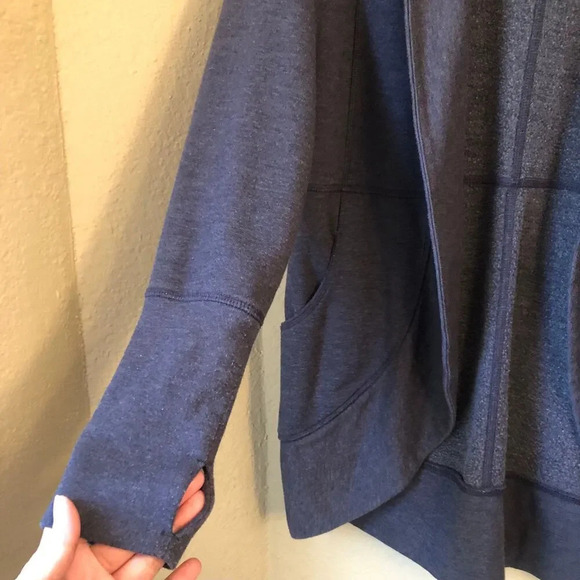 Eddie Bauer Women Small Cardigan Camp Fleece Wrap Cardigan Grey Long Sleeves - Picture 4 of 7